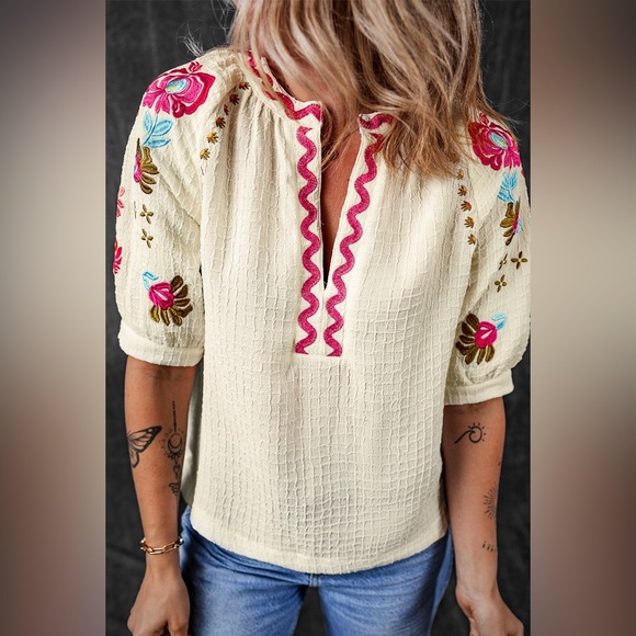 Beige Floral Embroidered Ricrac Puff Sleeve
Textured Blouse Bohemian Top - Picture 2 of 15